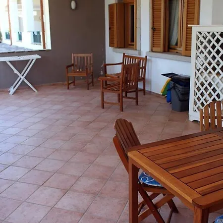 דירה Trilocale Centro Porto Rotondo אולביה